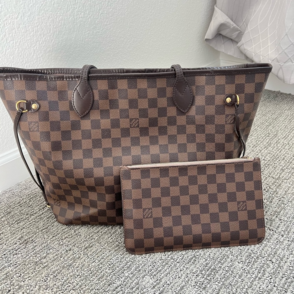 Louis Vuitton Neverfull MM